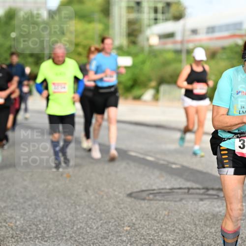 06.09.2026 - CURREX Alsterlauf Dr. Thomas Lammeyer http://msf.ph/oto/10141923 06.09.2026 10:11:09 Laufen 24, 2023, 3741 meine-sportfotos.de