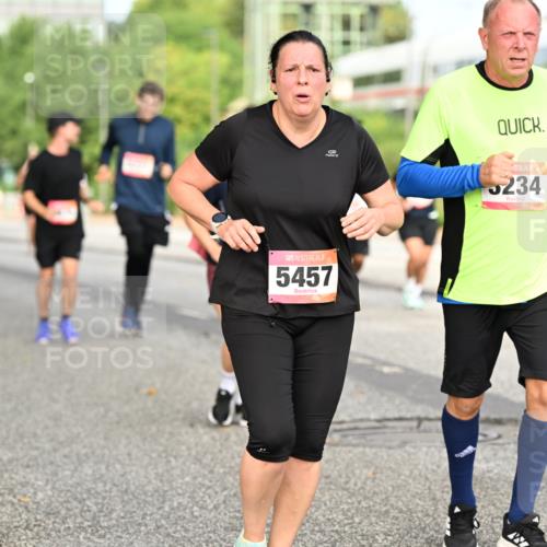 06.09.2026 - CURREX Alsterlauf Dr. Thomas Lammeyer http://msf.ph/oto/10141954 06.09.2026 10:11:12 Laufen 5457, 234, 4085 meine-sportfotos.de