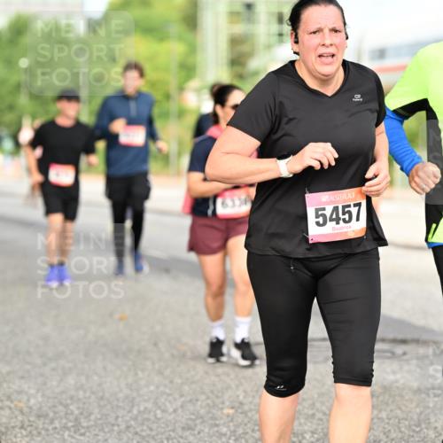 06.09.2026 - CURREX Alsterlauf Dr. Thomas Lammeyer http://msf.ph/oto/10141958 06.09.2026 10:11:13 Laufen 6336, 5457, 3234 meine-sportfotos.de