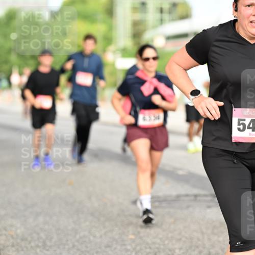 06.09.2026 - CURREX Alsterlauf Dr. Thomas Lammeyer http://msf.ph/oto/10141963 06.09.2026 10:11:13 Laufen 5457 meine-sportfotos.de