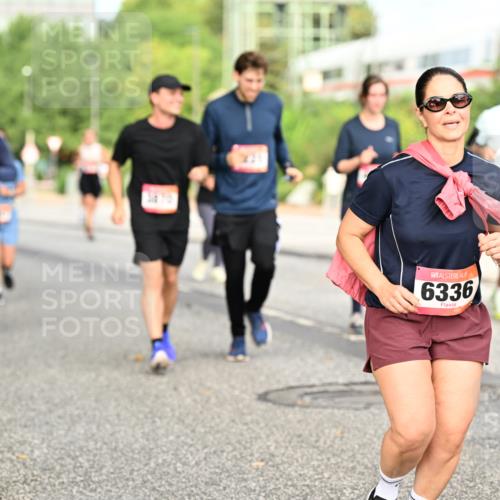 06.09.2026 - CURREX Alsterlauf Dr. Thomas Lammeyer http://msf.ph/oto/10141975 06.09.2026 10:11:14 Laufen 6336 meine-sportfotos.de