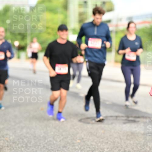 06.09.2026 - CURREX Alsterlauf Dr. Thomas Lammeyer http://msf.ph/oto/10141982 06.09.2026 10:11:15 Laufen  meine-sportfotos.de