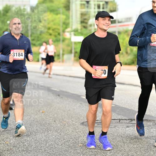 06.09.2026 - CURREX Alsterlauf Dr. Thomas Lammeyer http://msf.ph/oto/10141992 06.09.2026 10:11:16 Laufen 3184, 221, 4926 meine-sportfotos.de