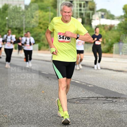 06.09.2026 - CURREX Alsterlauf Dr. Thomas Lammeyer http://msf.ph/oto/10142091 06.09.2026 10:11:26 Laufen 5476 meine-sportfotos.de