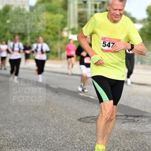 06.09.2026 - CURREX Alsterlauf Dr. Thomas Lammeyer http://msf.ph/oto/10142098 06.09.2026 10:11:27 Laufen 547 meine-sportfotos.de