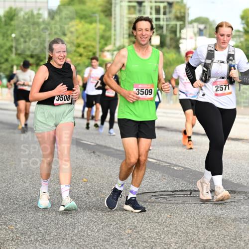 06.09.2026 - CURREX Alsterlauf Dr. Thomas Lammeyer http://msf.ph/oto/10142154 06.09.2026 10:11:33 Laufen 3508, 3509, 2571 meine-sportfotos.de