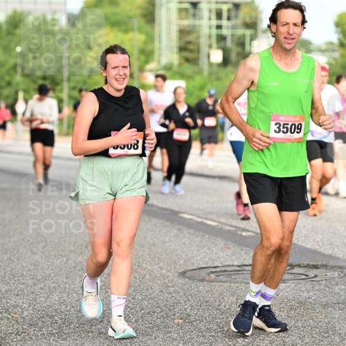 06.09.2026 - CURREX Alsterlauf Dr. Thomas Lammeyer http://msf.ph/oto/10142161 06.09.2026 10:11:34 Laufen 3509, 2571 meine-sportfotos.de
