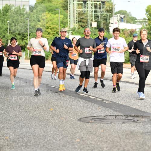 06.09.2026 - CURREX Alsterlauf Dr. Thomas Lammeyer http://msf.ph/oto/10142187 06.09.2026 10:11:36 Laufen 5859, 6058, 4455, 2408, 3454, 4645, 3260, 4056, 4028 meine-sportfotos.de