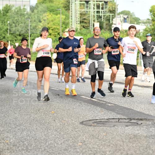 06.09.2026 - CURREX Alsterlauf Dr. Thomas Lammeyer http://msf.ph/oto/10142191 06.09.2026 10:11:37 Laufen 2408, 155, 5859, 3260, 3454, 4645, 4056, 4028, 46 meine-sportfotos.de