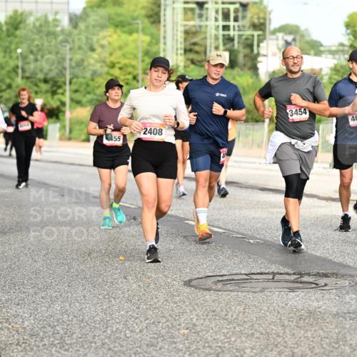 06.09.2026 - CURREX Alsterlauf Dr. Thomas Lammeyer http://msf.ph/oto/10142204 06.09.2026 10:11:38 Laufen 5859, 155, 2408, 3454, 4645, 3260, 1320 meine-sportfotos.de