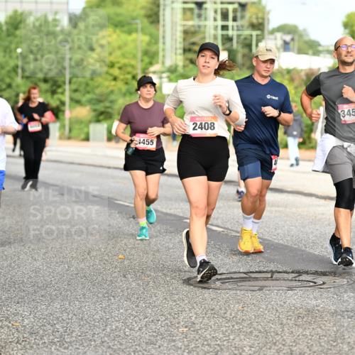 06.09.2026 - CURREX Alsterlauf Dr. Thomas Lammeyer http://msf.ph/oto/10142210 06.09.2026 10:11:39 Laufen 5859, 4455, 2408, 3454, 4645 meine-sportfotos.de
