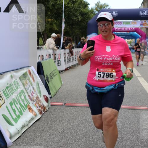 06.09.2026 - CURREX Alsterlauf Strokosch-Dieckow http://msf.ph/oto/10142249 06.09.2026 10:19:28 Ziel 2292, 2293, 2819, 3669, 3713, 4665, 5376, 5422, 5426, 5427, 5788, 5795 meine-sportfotos.de