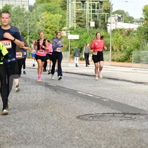 06.09.2026 - CURREX Alsterlauf Dr. Thomas Lammeyer http://msf.ph/oto/10142285 06.09.2026 10:11:46 Laufen 733, 5945, 564, 5825, 2098, 4019, 2737 meine-sportfotos.de