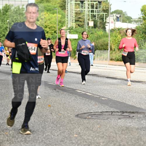 06.09.2026 - CURREX Alsterlauf Dr. Thomas Lammeyer http://msf.ph/oto/10142297 06.09.2026 10:11:47 Laufen 4733, 437, 564, 5825, 4043, 098, 4019, 2737 meine-sportfotos.de