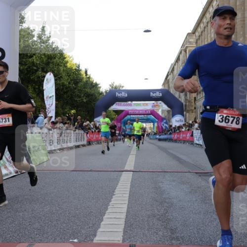 06.09.2026 - CURREX Alsterlauf Yannick Fuchs http://msf.ph/oto/10142314 06.09.2026 09:46:56 Ziel 2072, 3678, 4311, 4460, 5198, 5705, 5731, 6162, 6255 meine-sportfotos.de