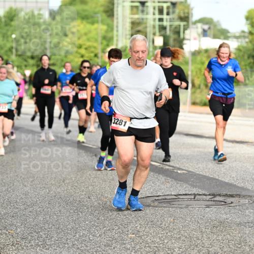 06.09.2026 - CURREX Alsterlauf Dr. Thomas Lammeyer http://msf.ph/oto/10142349 06.09.2026 10:11:53 Laufen 3281 meine-sportfotos.de
