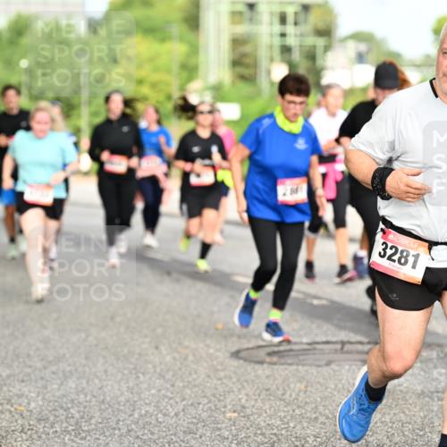 06.09.2026 - CURREX Alsterlauf Dr. Thomas Lammeyer http://msf.ph/oto/10142364 06.09.2026 10:11:54 Laufen 3281 meine-sportfotos.de