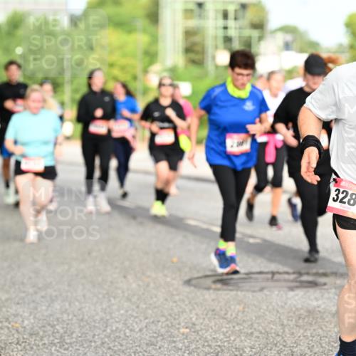 06.09.2026 - CURREX Alsterlauf Dr. Thomas Lammeyer http://msf.ph/oto/10142365 06.09.2026 10:11:54 Laufen 3281 meine-sportfotos.de
