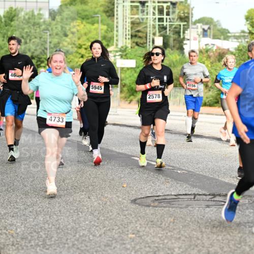 06.09.2026 - CURREX Alsterlauf Dr. Thomas Lammeyer http://msf.ph/oto/10142375 06.09.2026 10:11:55 Laufen 5425, 2019, 46, 4733, 5945, 2578, 4156, 2881, 4043 meine-sportfotos.de