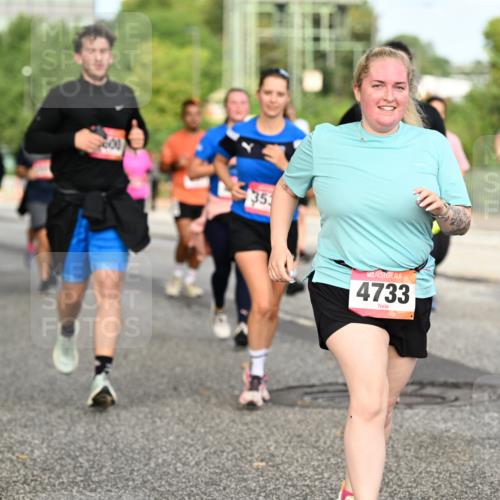 06.09.2026 - CURREX Alsterlauf Dr. Thomas Lammeyer http://msf.ph/oto/10142395 06.09.2026 10:11:57 Laufen 600, 35, 4733, 257 meine-sportfotos.de