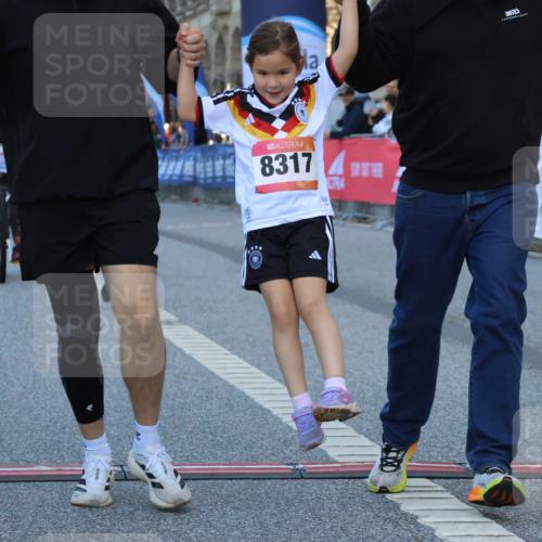 06.09.2026 - CURREX Alsterlauf Strokosch-Dieckow http://msf.ph/oto/10142415 06.09.2026 10:56:23 Ziel 271, 319, 337, 8168, 8317 meine-sportfotos.de