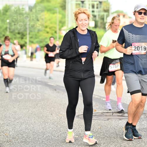 06.09.2026 - CURREX Alsterlauf Dr. Thomas Lammeyer http://msf.ph/oto/10142438 06.09.2026 10:12:02 Laufen 5787, 2019 meine-sportfotos.de