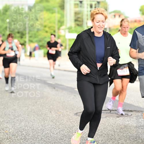 06.09.2026 - CURREX Alsterlauf Dr. Thomas Lammeyer http://msf.ph/oto/10142442 06.09.2026 10:12:02 Laufen 5787, 2019 meine-sportfotos.de