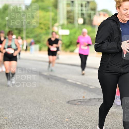 06.09.2026 - CURREX Alsterlauf Dr. Thomas Lammeyer http://msf.ph/oto/10142448 06.09.2026 10:12:03 Laufen  meine-sportfotos.de