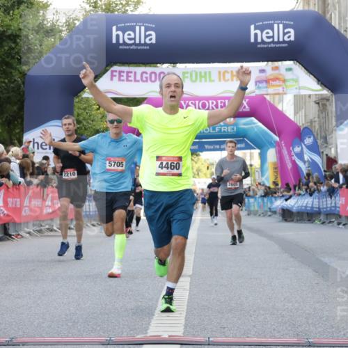 06.09.2026 - CURREX Alsterlauf Yannick Fuchs http://msf.ph/oto/10142476 06.09.2026 09:46:58 Ziel 2072, 2210, 3678, 4311, 4460, 5198, 5705, 5731, 6162, 6255 meine-sportfotos.de