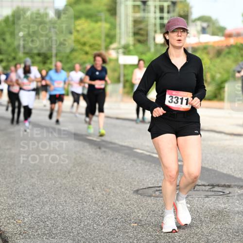 06.09.2026 - CURREX Alsterlauf Dr. Thomas Lammeyer http://msf.ph/oto/10142505 06.09.2026 10:12:09 Laufen 3311 meine-sportfotos.de