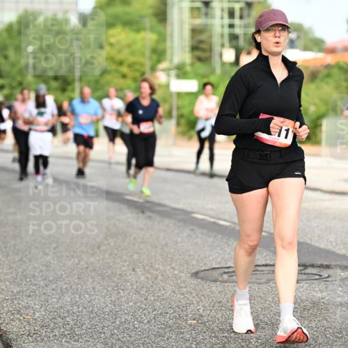 06.09.2026 - CURREX Alsterlauf Dr. Thomas Lammeyer http://msf.ph/oto/10142506 06.09.2026 10:12:09 Laufen 11 meine-sportfotos.de