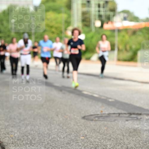 06.09.2026 - CURREX Alsterlauf Dr. Thomas Lammeyer http://msf.ph/oto/10142516 06.09.2026 10:12:10 Laufen  meine-sportfotos.de