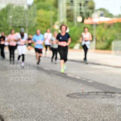 06.09.2026 - CURREX Alsterlauf Dr. Thomas Lammeyer http://msf.ph/oto/10142517 06.09.2026 10:12:10 Laufen  meine-sportfotos.de
