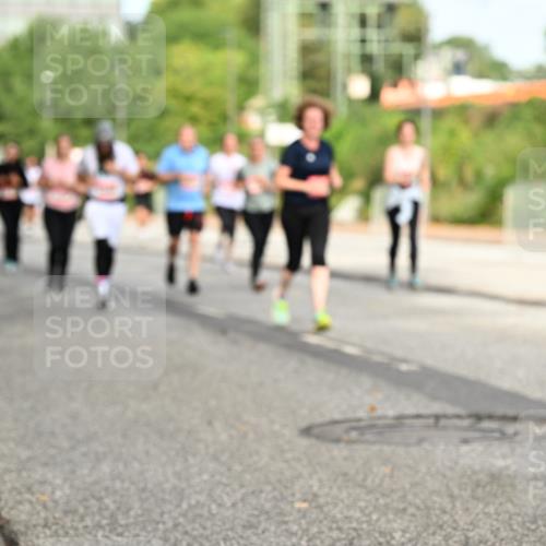 06.09.2026 - CURREX Alsterlauf Dr. Thomas Lammeyer http://msf.ph/oto/10142521 06.09.2026 10:12:10 Laufen  meine-sportfotos.de