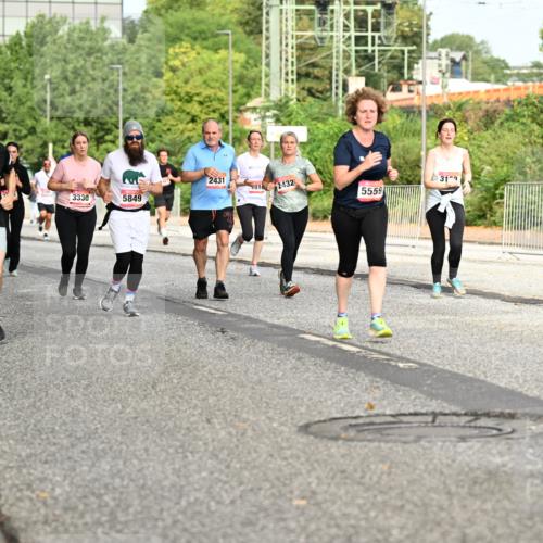06.09.2026 - CURREX Alsterlauf Dr. Thomas Lammeyer http://msf.ph/oto/10142525 06.09.2026 10:12:11 Laufen 2880, 2910, 3330, 2431, 816, 2432, 31, 5849, 5559 meine-sportfotos.de