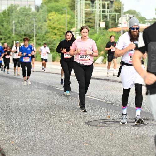 06.09.2026 - CURREX Alsterlauf Dr. Thomas Lammeyer http://msf.ph/oto/10142569 06.09.2026 10:12:16 Laufen 2880, 274, 2887, 3330, 2910 meine-sportfotos.de