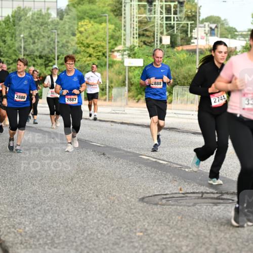 06.09.2026 - CURREX Alsterlauf Dr. Thomas Lammeyer http://msf.ph/oto/10142589 06.09.2026 10:12:17 Laufen 2454, 810, 2880, 5576, 2887, 888, 2744, 3330 meine-sportfotos.de