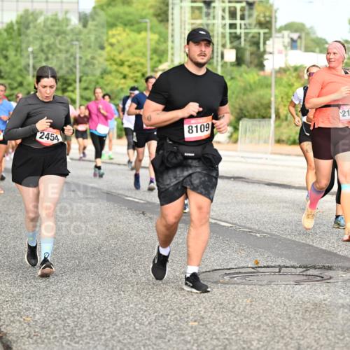 06.09.2026 - CURREX Alsterlauf Dr. Thomas Lammeyer http://msf.ph/oto/10142664 06.09.2026 10:12:25 Laufen 8109, 4557, 2454, 212, 5308 meine-sportfotos.de