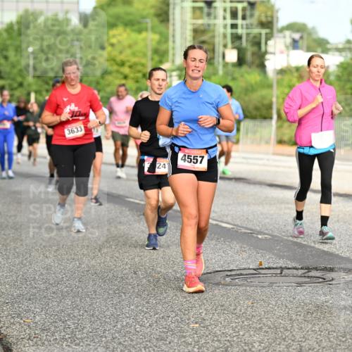 06.09.2026 - CURREX Alsterlauf Dr. Thomas Lammeyer http://msf.ph/oto/10142716 06.09.2026 10:12:31 Laufen 3633, 324, 4557, 6283 meine-sportfotos.de