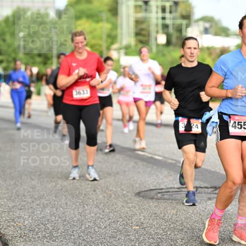 06.09.2026 - CURREX Alsterlauf Dr. Thomas Lammeyer http://msf.ph/oto/10142727 06.09.2026 10:12:32 Laufen 3633, 324, 4557 meine-sportfotos.de