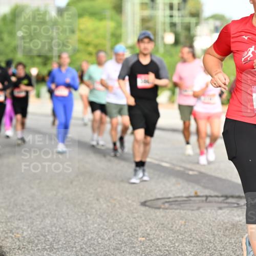 06.09.2026 - CURREX Alsterlauf Dr. Thomas Lammeyer http://msf.ph/oto/10142756 06.09.2026 10:12:35 Laufen 0, 3633 meine-sportfotos.de