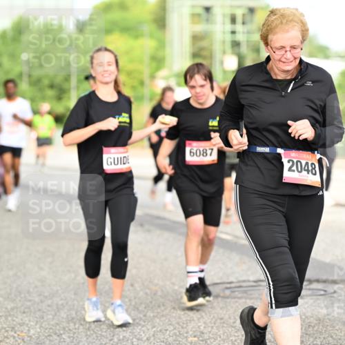 06.09.2026 - CURREX Alsterlauf Dr. Thomas Lammeyer http://msf.ph/oto/10142776 06.09.2026 10:12:39 Laufen 6087, 2048, 4353 meine-sportfotos.de