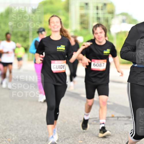 06.09.2026 - CURREX Alsterlauf Dr. Thomas Lammeyer http://msf.ph/oto/10142779 06.09.2026 10:12:40 Laufen 6087, 204 meine-sportfotos.de