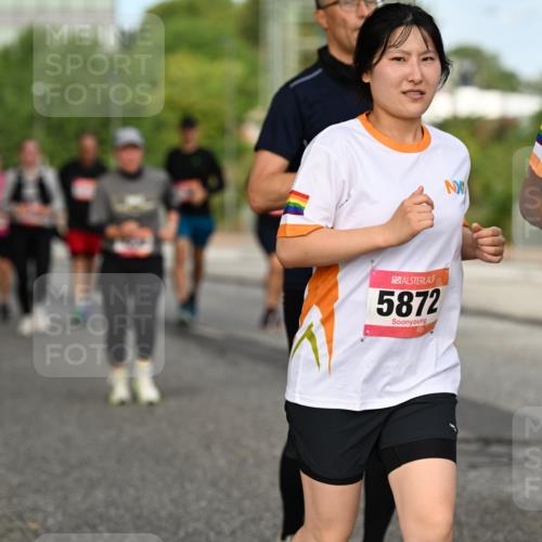 06.09.2026 - CURREX Alsterlauf Dr. Thomas Lammeyer http://msf.ph/oto/10142828 06.09.2026 10:12:47 Laufen 5872, 58 meine-sportfotos.de