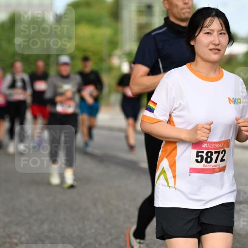 06.09.2026 - CURREX Alsterlauf Dr. Thomas Lammeyer http://msf.ph/oto/10142830 06.09.2026 10:12:47 Laufen 5872 meine-sportfotos.de