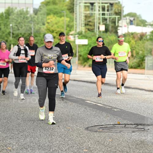 06.09.2026 - CURREX Alsterlauf Dr. Thomas Lammeyer http://msf.ph/oto/10142836 06.09.2026 10:12:48 Laufen 2688, 496, 037, 4232, 756, 5223, 4756 meine-sportfotos.de