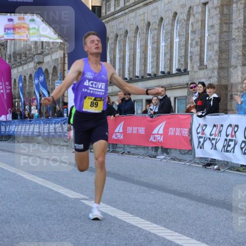 06.09.2026 - CURREX Alsterlauf Strokosch-Dieckow http://msf.ph/oto/10142906 06.09.2026 11:15:28 Ziel 83, 88, 89 meine-sportfotos.de