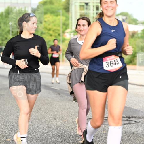 06.09.2026 - CURREX Alsterlauf Dr. Thomas Lammeyer http://msf.ph/oto/10142924 06.09.2026 10:12:57 Laufen 5615, 3645, 50 meine-sportfotos.de
