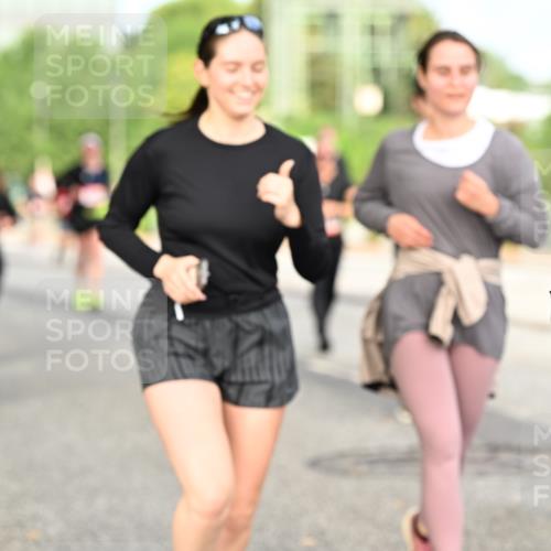 06.09.2026 - CURREX Alsterlauf Dr. Thomas Lammeyer http://msf.ph/oto/10142932 06.09.2026 10:12:58 Laufen  meine-sportfotos.de