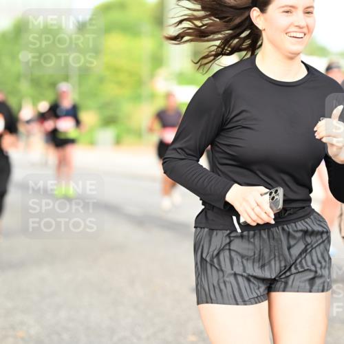 06.09.2026 - CURREX Alsterlauf Dr. Thomas Lammeyer http://msf.ph/oto/10142938 06.09.2026 10:12:59 Laufen  meine-sportfotos.de